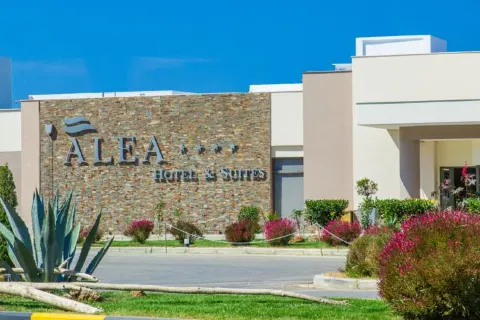 Alea Hotel & Suites
