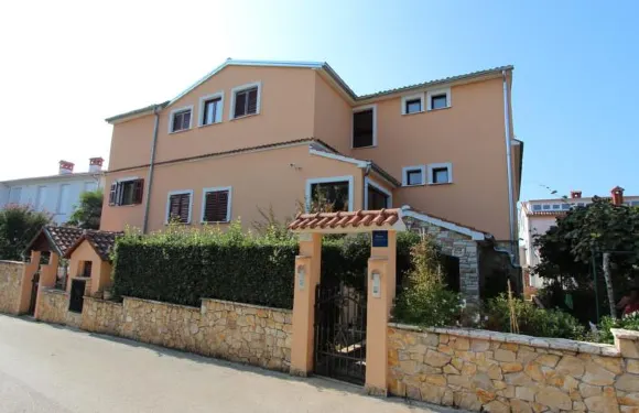 尼可拉別墅酒店