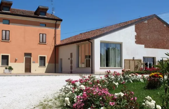 奧斯泰洛佈雷達 - 青年旅舍