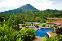 Volcano Lodge, Hotel & Thermal Experience - Pools