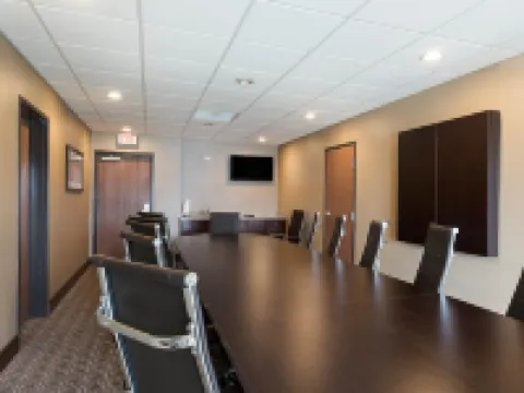 Comfort Suites Bridgeport - Clarksburg Hotels in Bridgeport