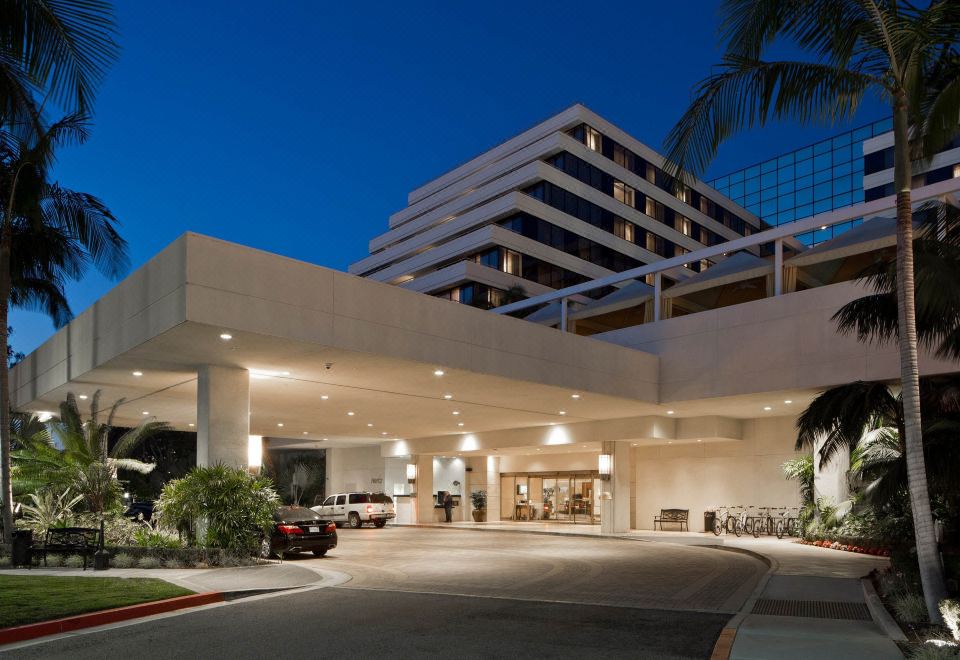 Renaissance Newport Beach Hotel-Newport Beach Updated 2023 Room  Price-Reviews u0026 Deals | Trip.com
