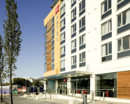 ไอบิส บริสตอล เทมเพิล มีดส์ โฮเทล โรงแรมในบริสตอล