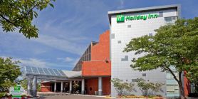 Holiday Inn OAKVILLE (CENTRE) by IHG