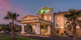 Holiday Inn Express & Suites RED BLUFF-SOUTH REDDING AREA by IHG