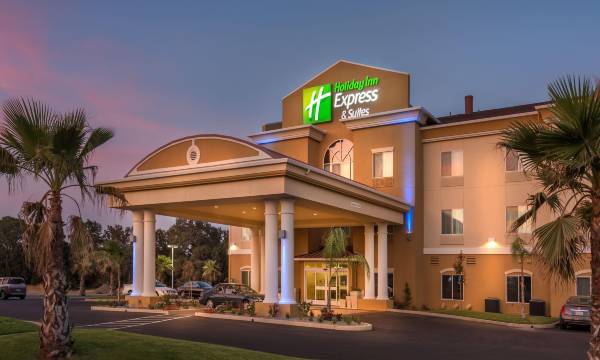 Holiday Inn Express & Suites RED Bluff-South Redding Area by IHG