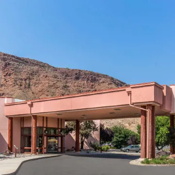 Quality Suites Moab Near Arches National Park
