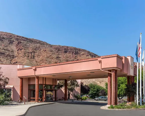 كواليتي سويتس مواب نير أرتشيس ناشونال بارك فنادق في مواب