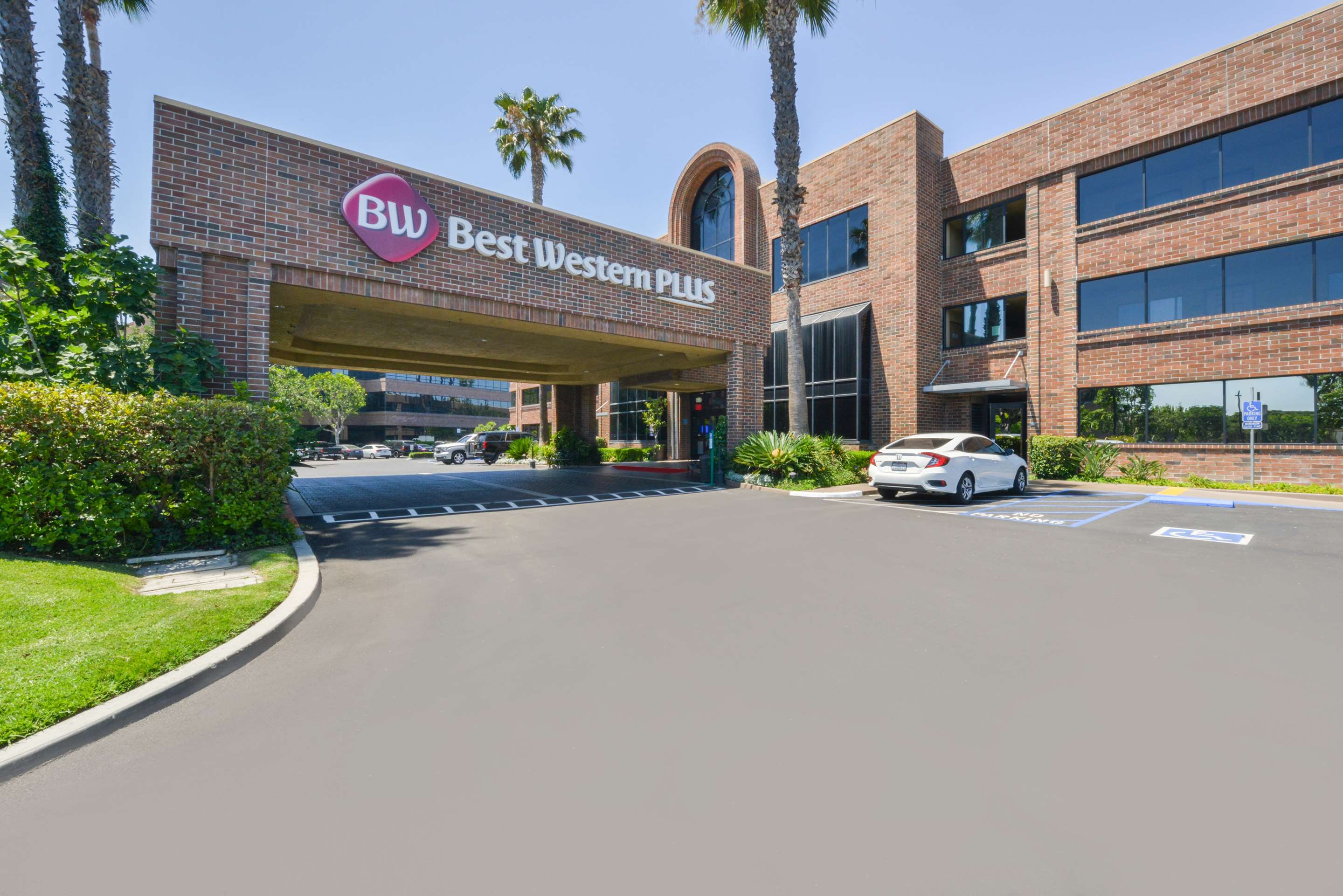 Best Western Plus Meridian Inn & Suites, Anaheim-Orange