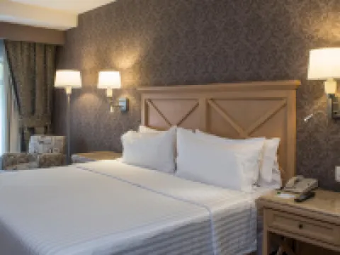 ฮอลิเดย์ อินน์ Queretaro-Centro Historico บาย IHG โรงแรมในเกเรตาโร