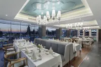 DoubleTree by Hilton Kusadasi - breakfast