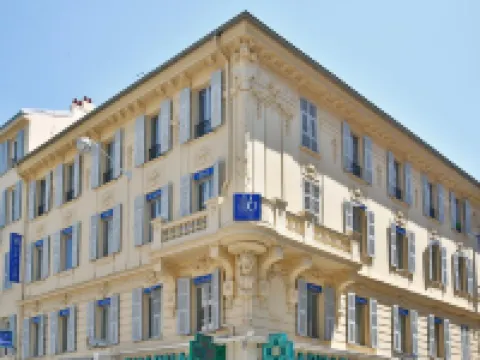 โรงแรมเลอซซีส, นิส โรงแรมในนีซ