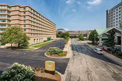 Embassy Suites by Hilton Chicago O'Hare Rosemont Hotels near Rosemont Market Place
