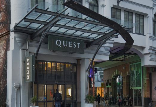 퀘스트 아파트먼트 주방 시설