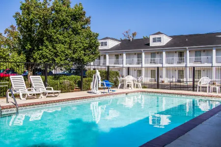 Quality Inn Albertville US 431