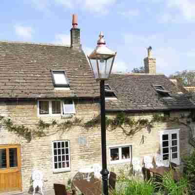 White Hart Ufford Hotel Exterior