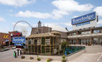 Travelodge by Wyndham Niagara Falls at the Falls