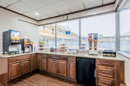 Red Carpet Inn Lancaster