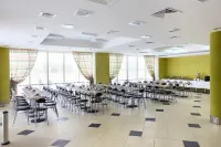 Sport Time Hotel Hotels in Semkovo