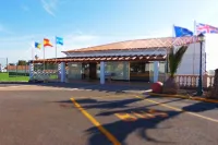 Bungalows Castillo Beach Hotels in Maxorata