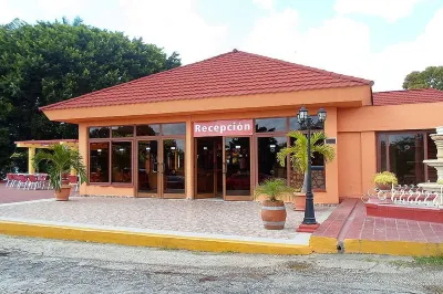 Cubanacan Las Cuevas Hotels near Trinidad