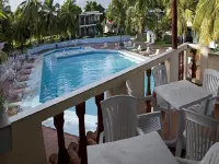 Villa Bayamo Hotels near Wax Museum