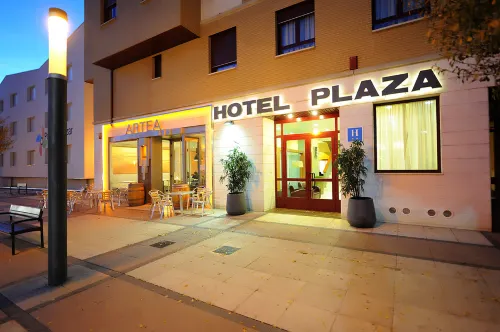 Hotel Pamplona Plaza Hotels in Pamplona