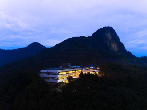 御船山楽園ホテル