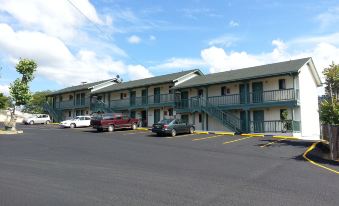 Safari Inn Motel