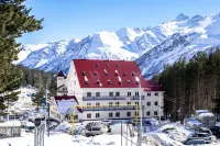 Hotel Alpina Hotels near Mt Elbrus