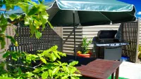 Almond Court Motel