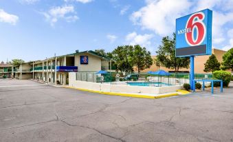 Motel 6 Lakewood, CO - Denver