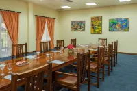 Sands Suites Resort & Spa - parking