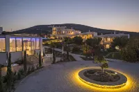 Naoussa Hills Boutique Resort - Adults Only
