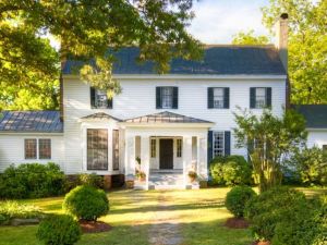 Oak Grove Bed and Breakfast