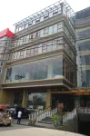 Paragon Hotel and Suites