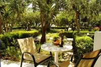 Villea Village Hotels in Makris Gialos