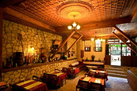 Cakiroglu Konak Отели рядом с достопримечательностью «Cinci Hamam»