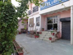 Hotel Shri Anand
