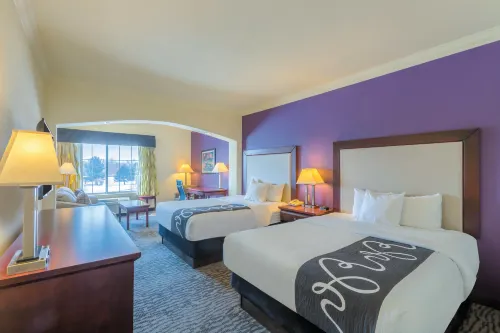 La Quinta Inn & Suites by Wyndham Loveland/Estes Park Hotels in Larimer County