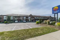 Comfort Inn Hotels near Spruce Haven Zoo