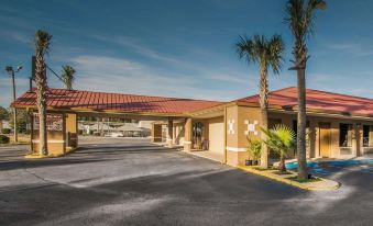 Econo Lodge Defuniak Springs I-10