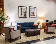 Comfort Suites Cumming-Atlanta Near Northside Hospital Forsyth - parking