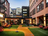Hotel F6 Hoteles cerca de Parque Esplanadi