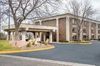 Holiday Inn Express & Suites Eden Prairie - Minneapolis Hotels in Minnetonka