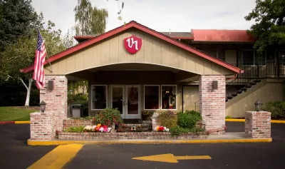Village Inn Hotels in Springfield