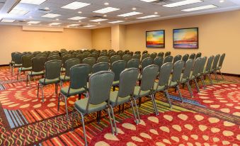 Holiday Inn & Suites Overland Park-Conv Ctr
