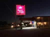 ランチ ハウス イン アンド スイーツ テンプルのホテル