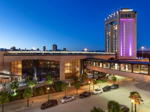 Delta Hotels Burnaby Conference Centre