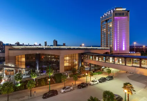 Delta Hotels Burnaby Conference Centre